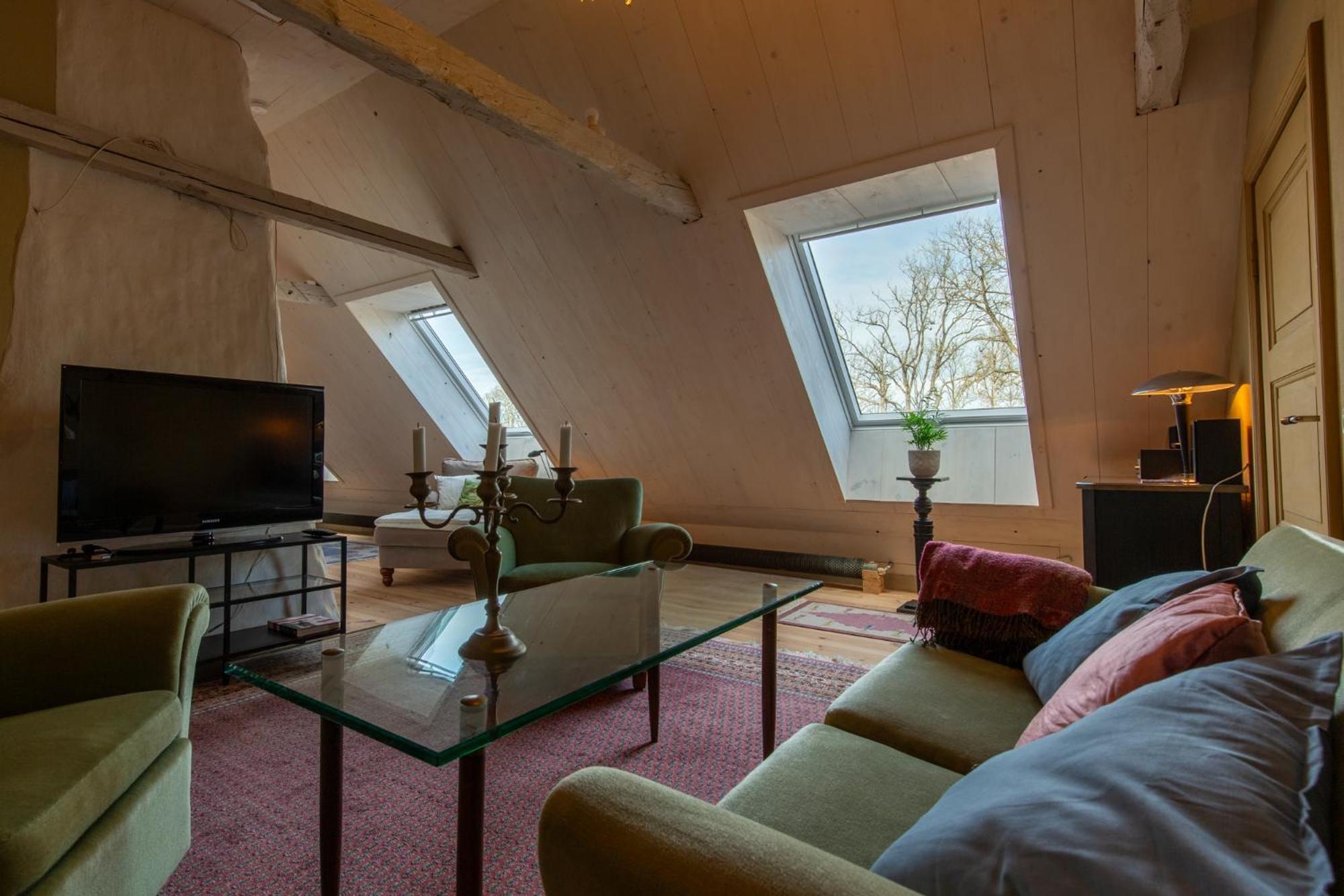 Aengaroeds Gard Aparthotel Ljungbyhed Buitenkant foto